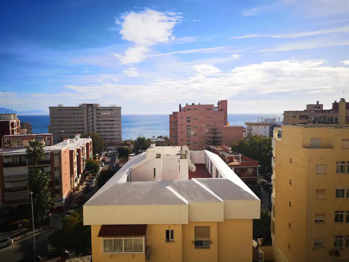 Bonito, Luminoso Y Centrico Apartamento Con Piscina Y Vistas Al Mar Lägenhet Torremolinos Exteriör bild